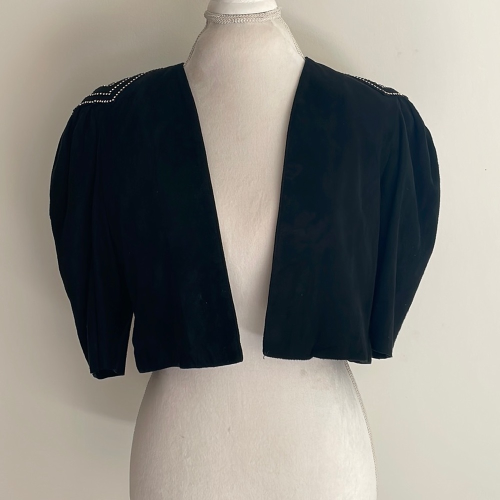 Vintage 80’s Giovinezza Moda Rocco D’Amelio Cropped Black Blazer